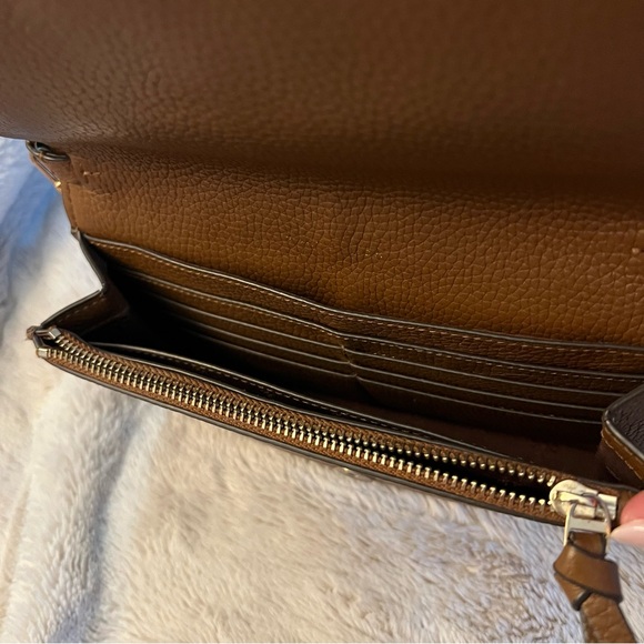 Tory Burch Crossbody Bag - Picture 2 of 5